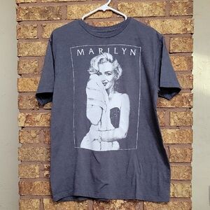 Marilyn Monroe Graphic Print Gray Tee Size Large
